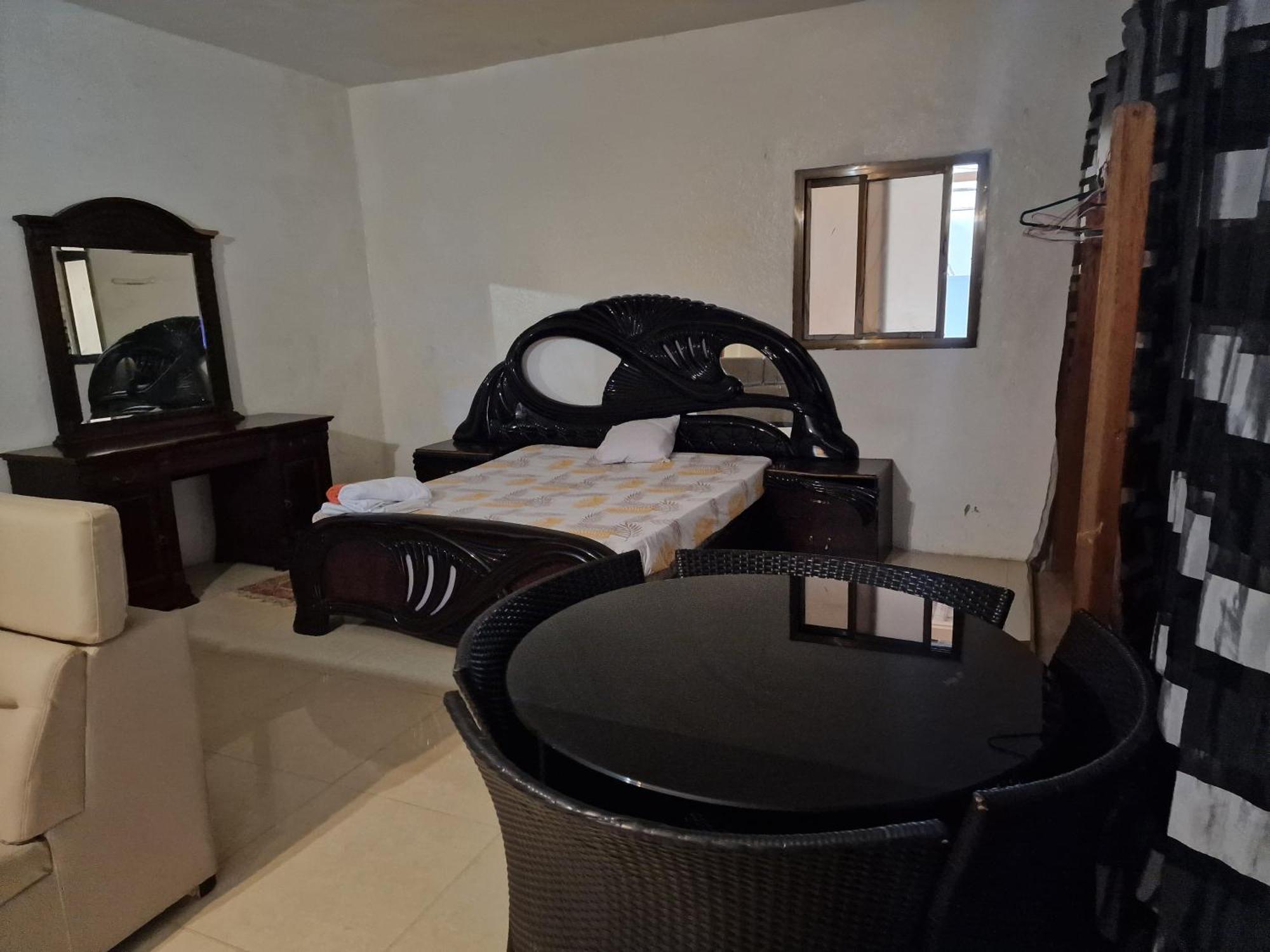Monteiro Paradise Guest House サントメ エクステリア 写真