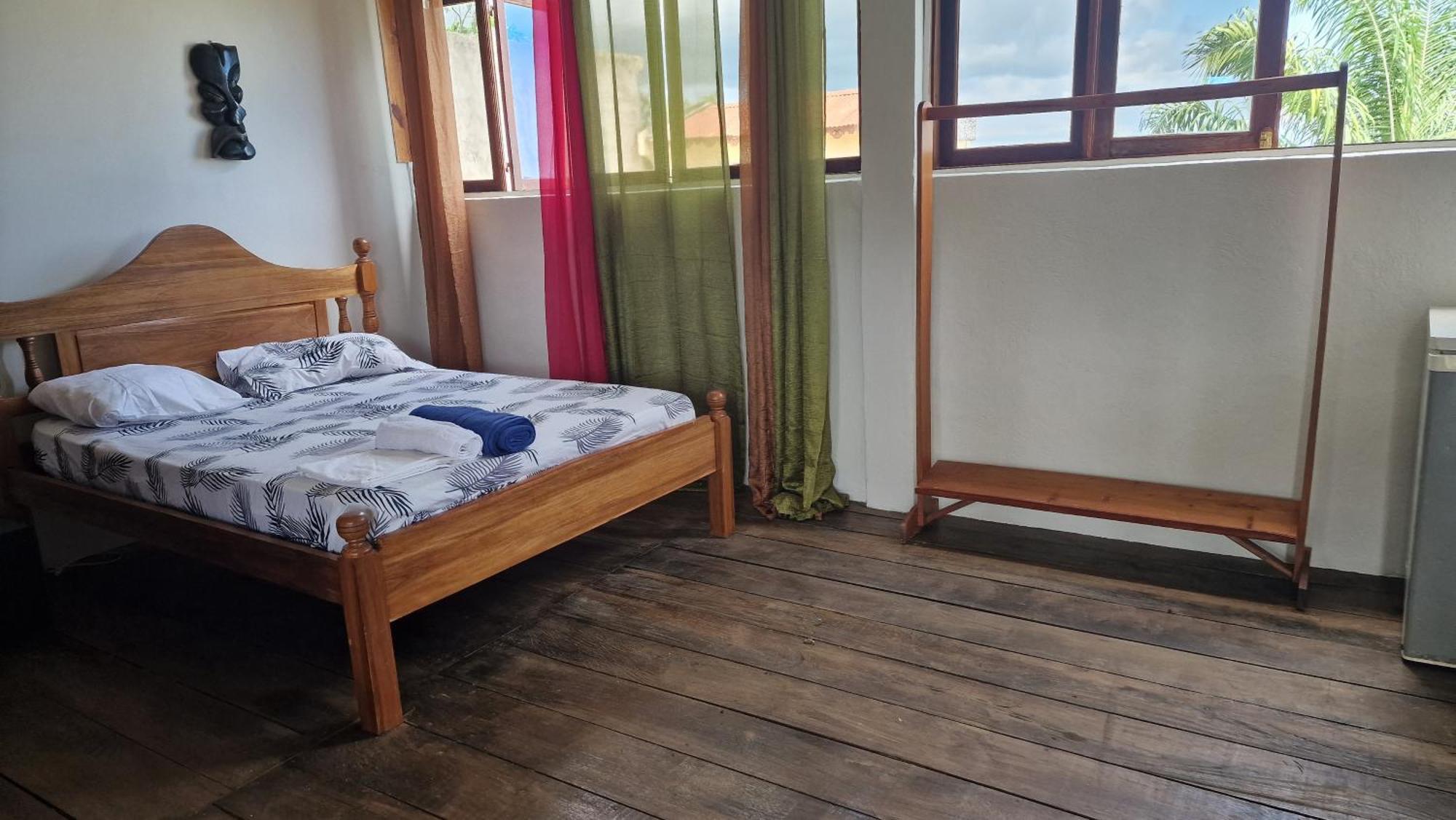 Monteiro Paradise Guest House サントメ エクステリア 写真