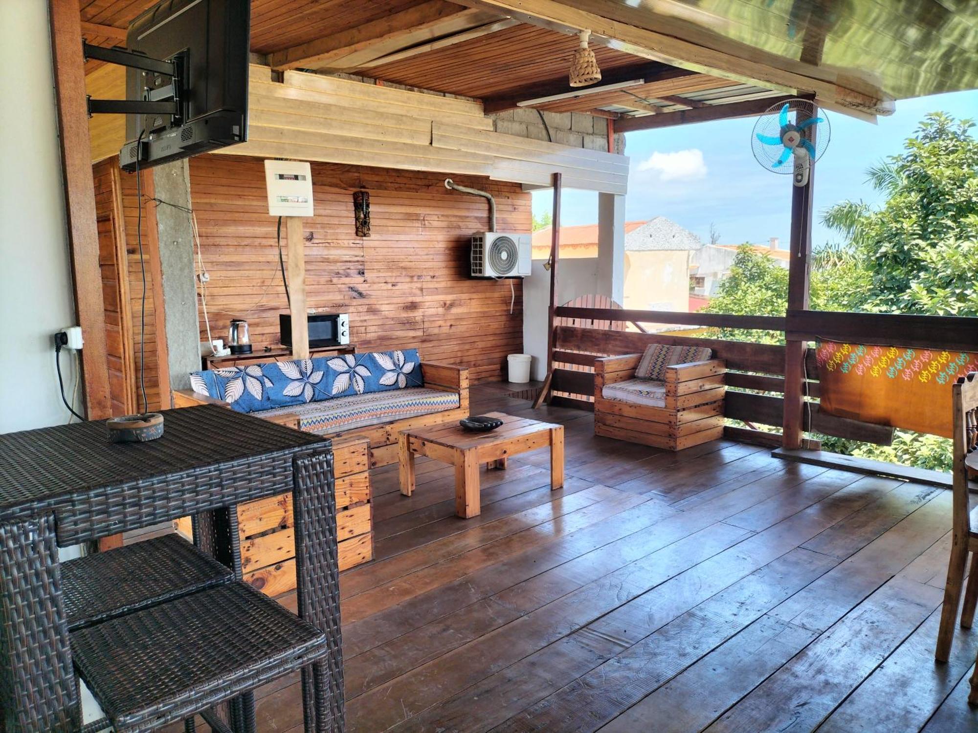 Monteiro Paradise Guest House サントメ エクステリア 写真