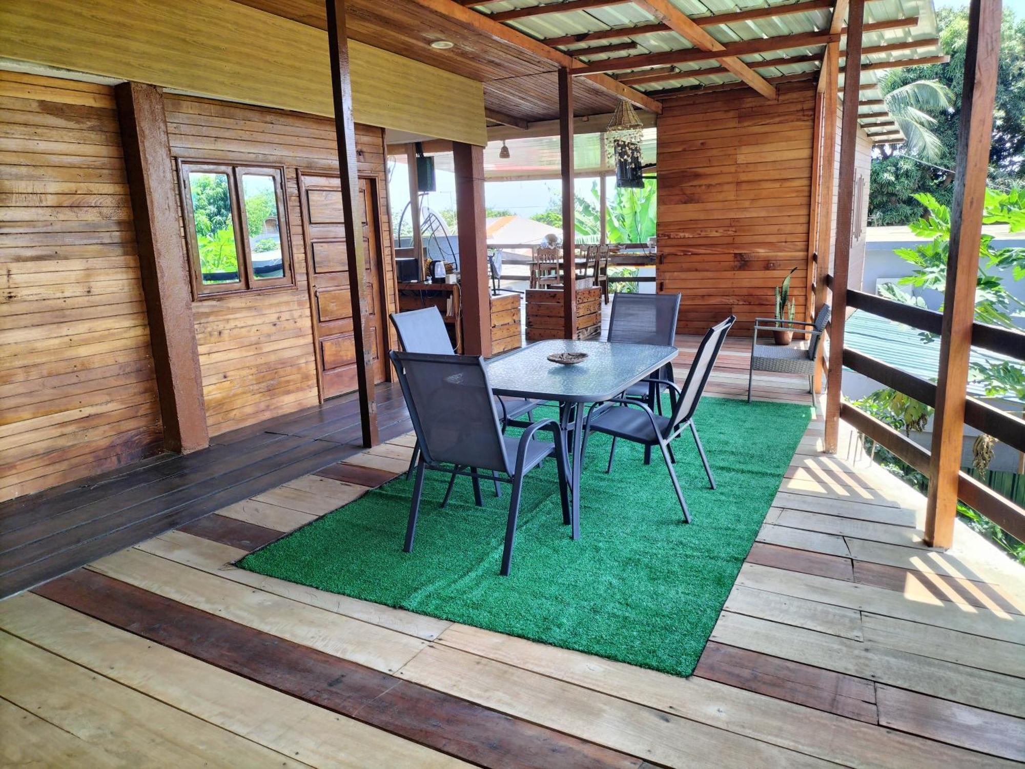 Monteiro Paradise Guest House サントメ エクステリア 写真